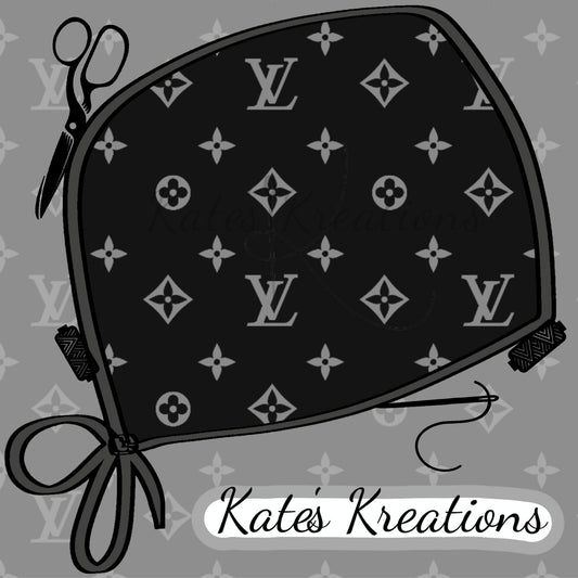 The V - Black